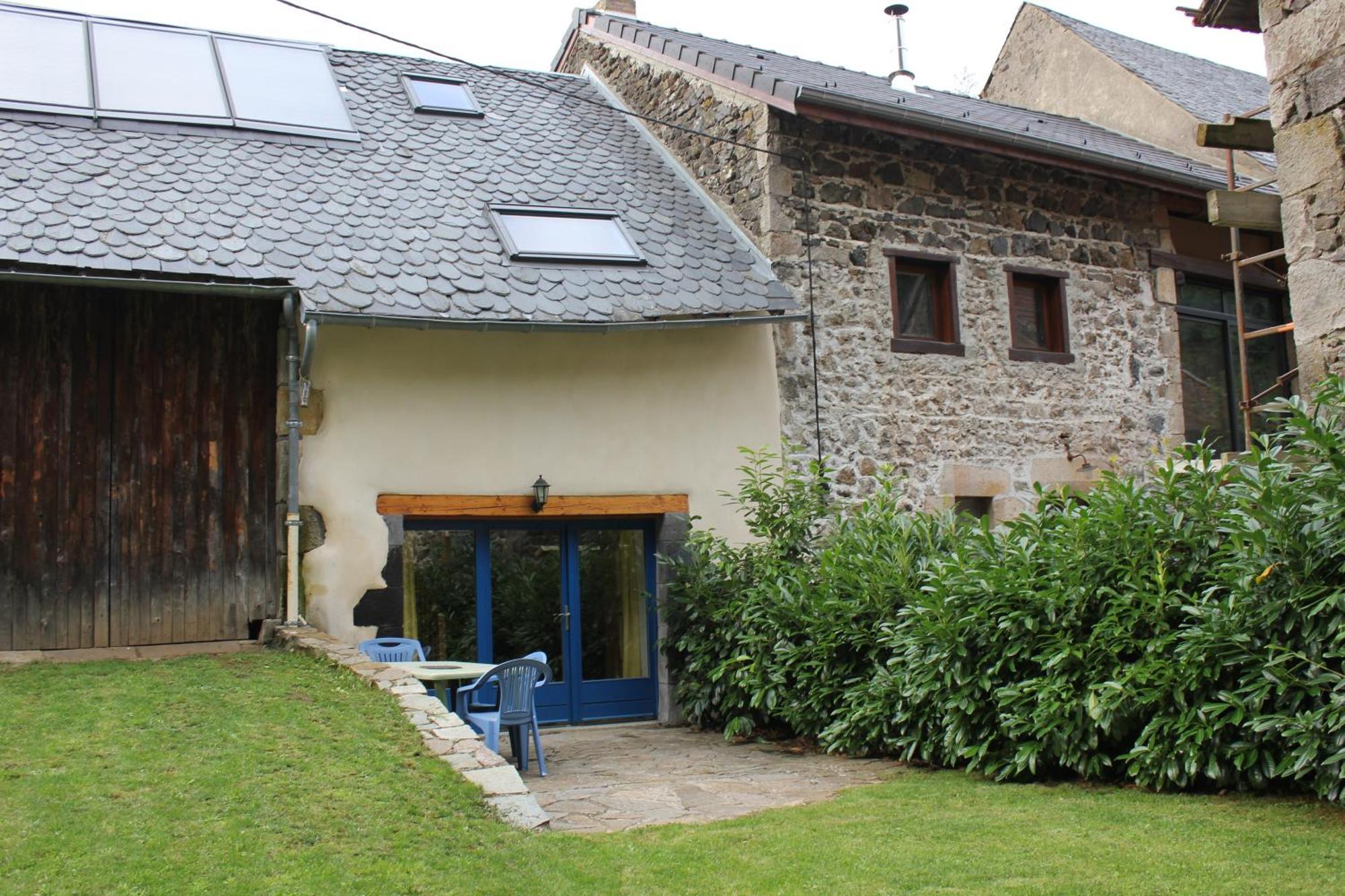 Au Coeur Des Volcans D'Auvergne Ceyssat المظهر الخارجي الصورة